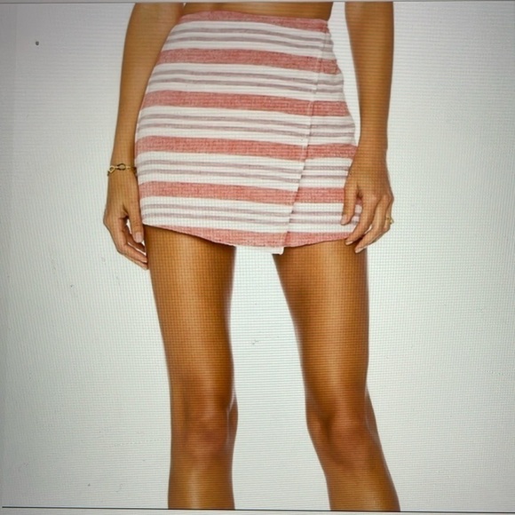 Revolve Lovers + Friends Striped Stargazer Linen Blend Wrap Skort Size M NWT - Picture 1 of 10